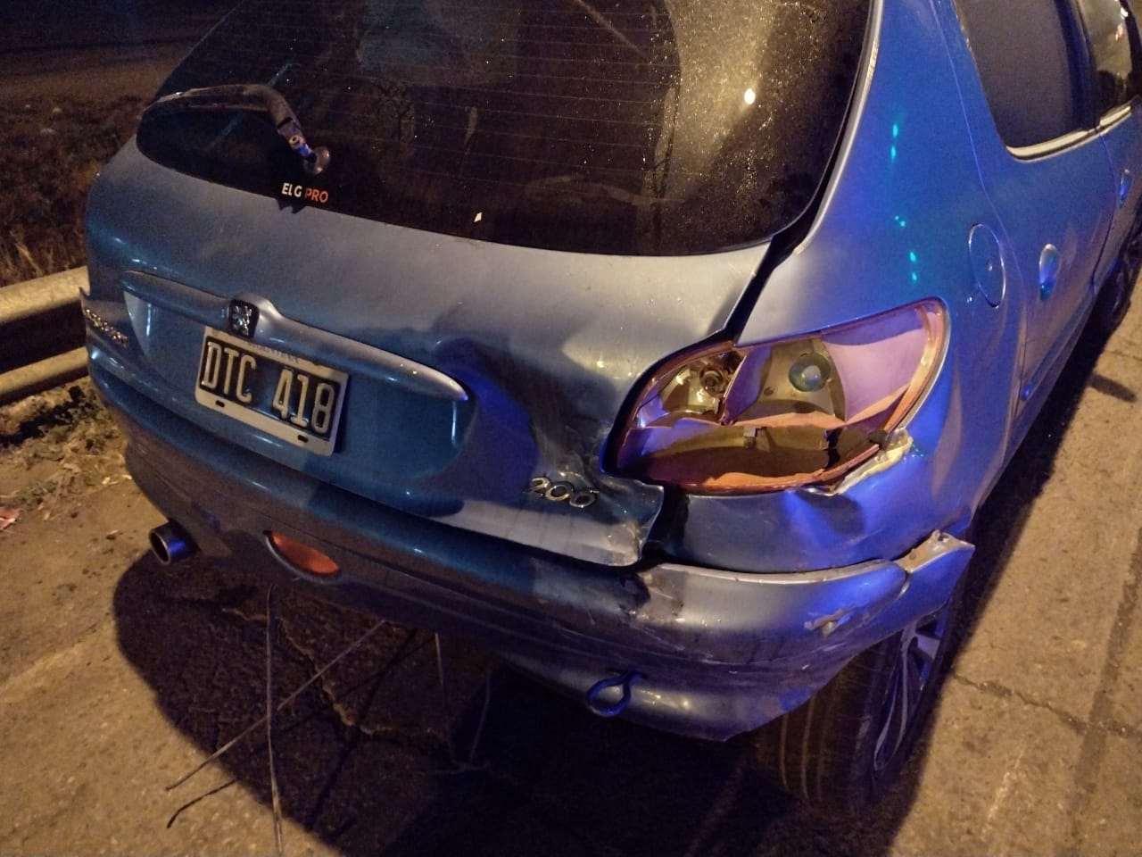 Domingo en Funes: manejaba alcoholizado y provocó un fuerte accidente